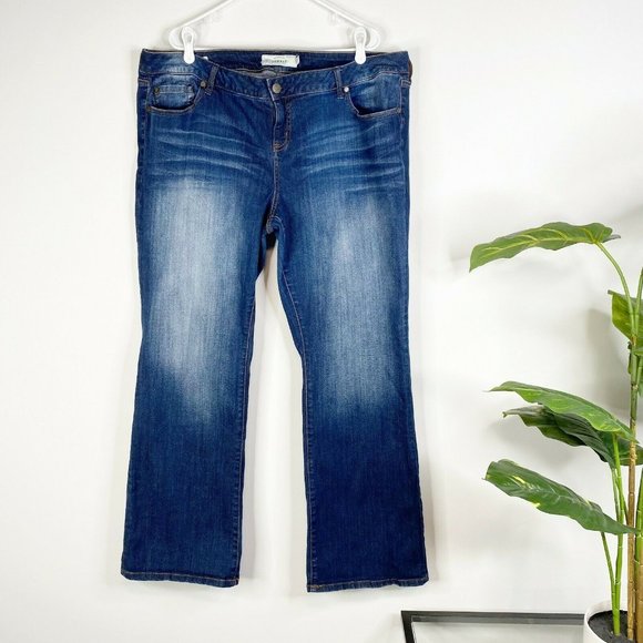 Torrid Womens Relaxed Boot Cut Jeans 22 R Dark Wash Denim 10354362